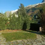 Three Bedroomed Διαμέρισμα Σαμονί